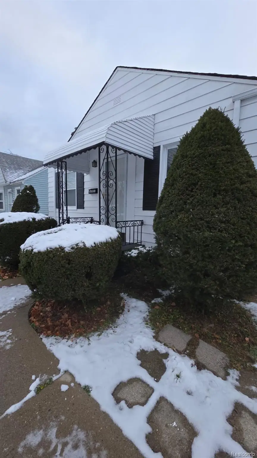 12180 Wayburn Street, Detroit, MI 48224 - Image #2