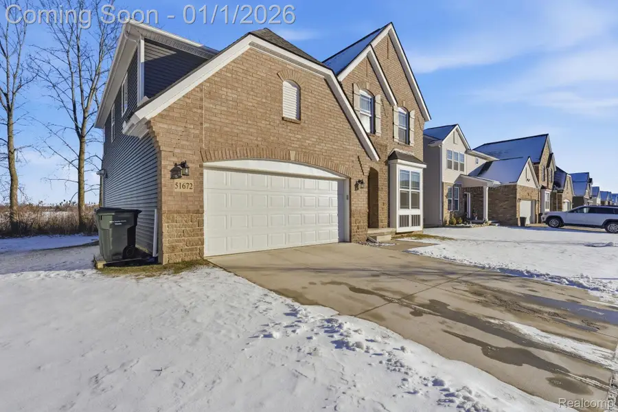 51672 Times Square Drive, Shelby Charter Township, MI 48315 - Image #3