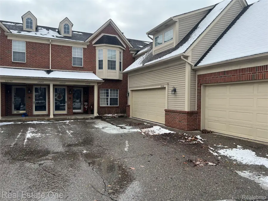 43216 Pendleton Circle, Sterling Heights, MI 48313 - Image #2