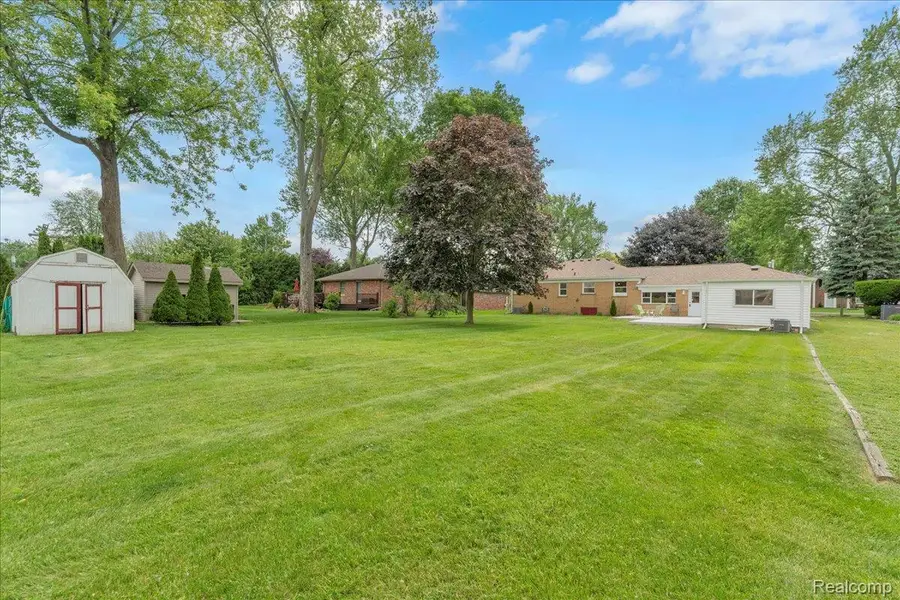 27853 Johnson Road, Grosse Ile, MI 48138 - Image #2