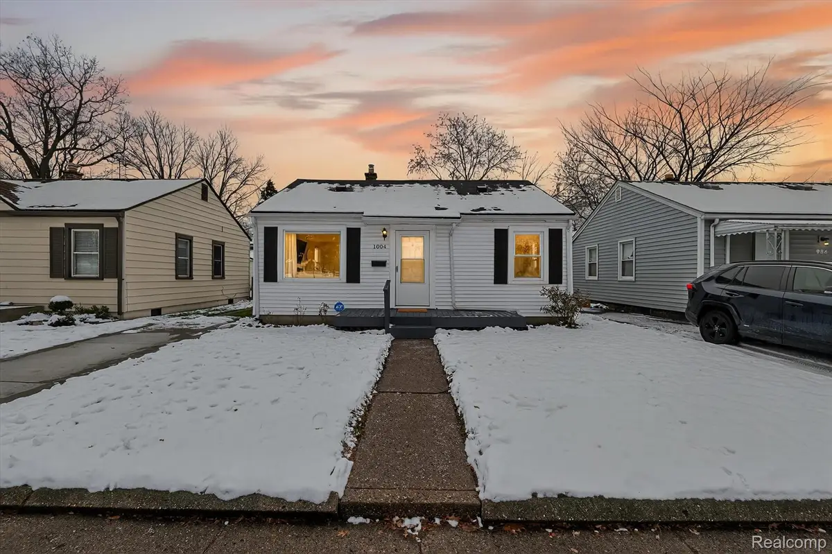 1004 E Otis Avenue, Hazel Park, MI 48030 - Image #1