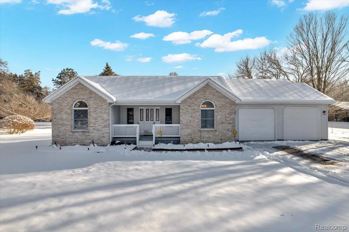 9128 N Linden Road, Clio, MI 48420 - Image #1