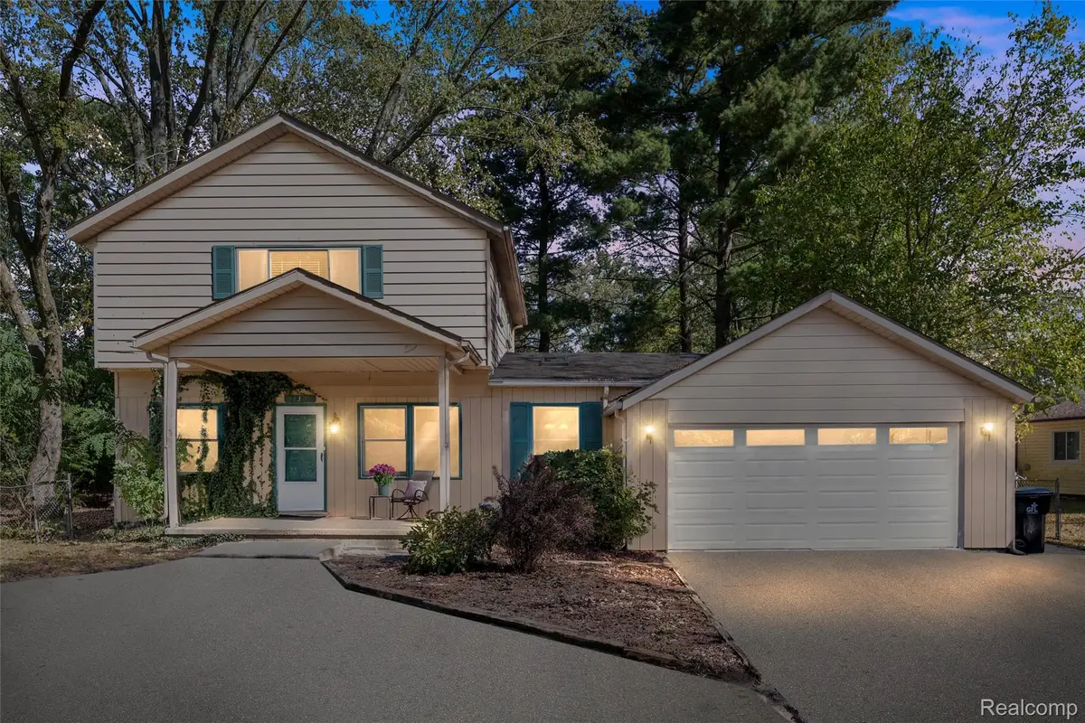 21326 Flanders Street, Farmington Hills, MI 48335 - Image #1