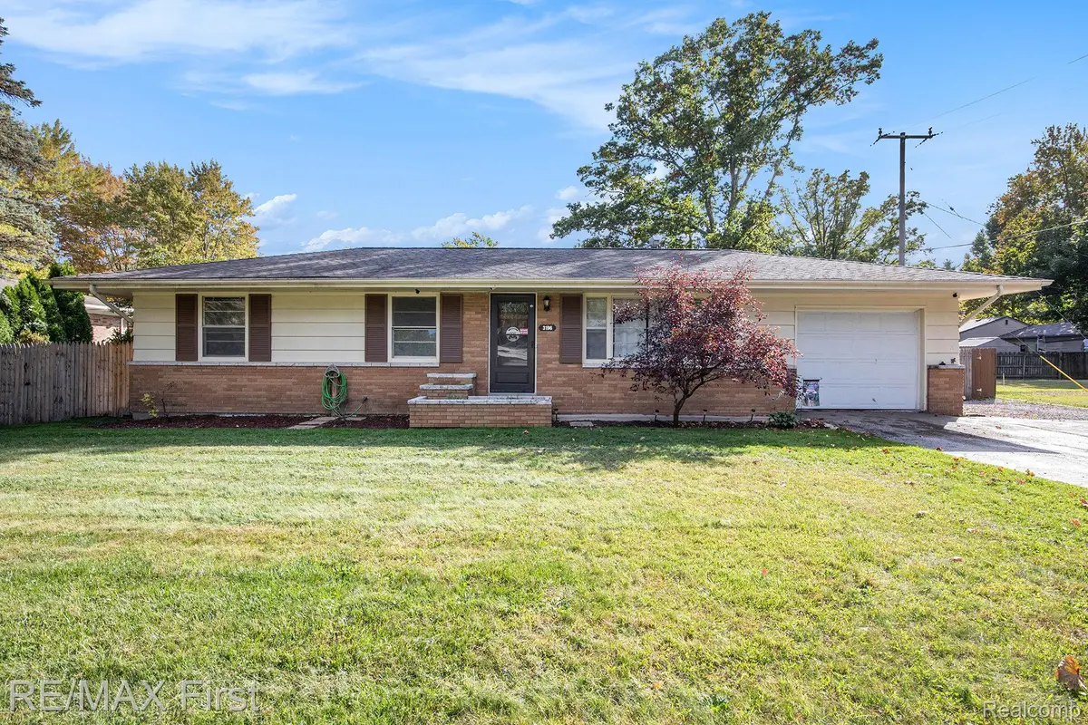 3196 Oakwood Drive, Port Huron Charter Township, MI 48060 - Image #1