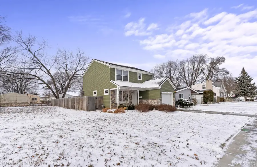 23117 Davey Avenue, Hazel Park, MI 48030 - Image #3