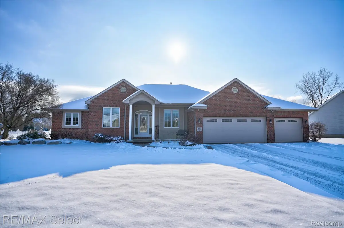 7065 Crosswinds Drive, Clayton, MI 48473 - Image #1