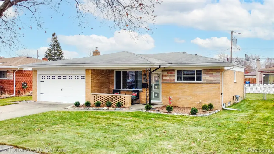 4760 Red Maple Drive, Warren, MI 48092 - Image #2