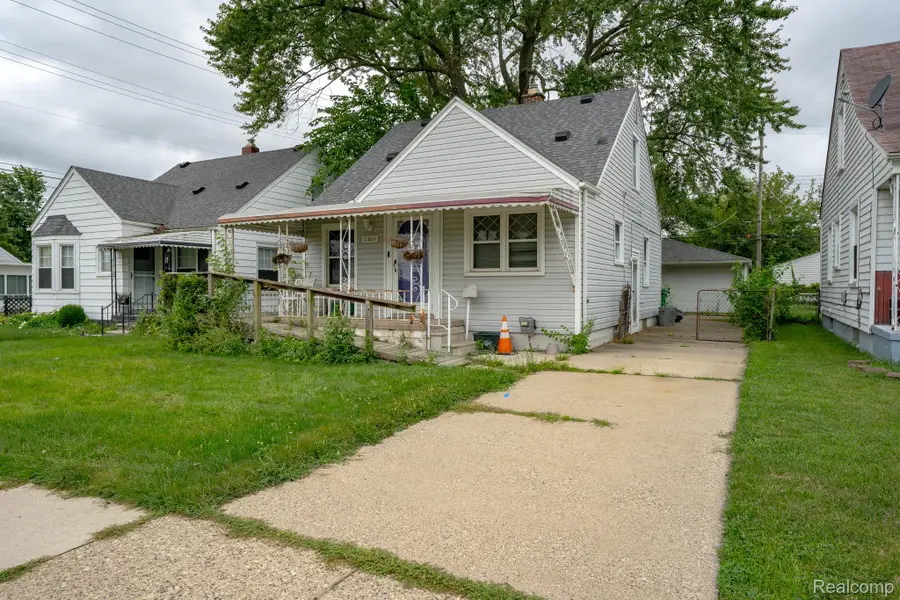 23011 Normandy Avenue, Eastpointe, MI 48021 - Image #2