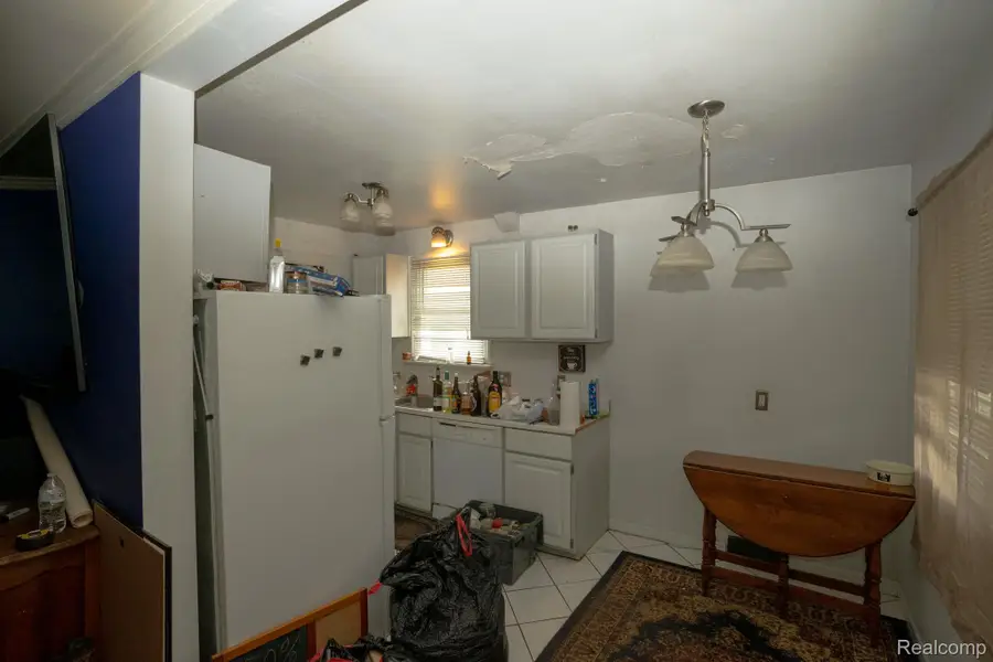23011 Normandy Avenue, Eastpointe, MI 48021 - Image #3