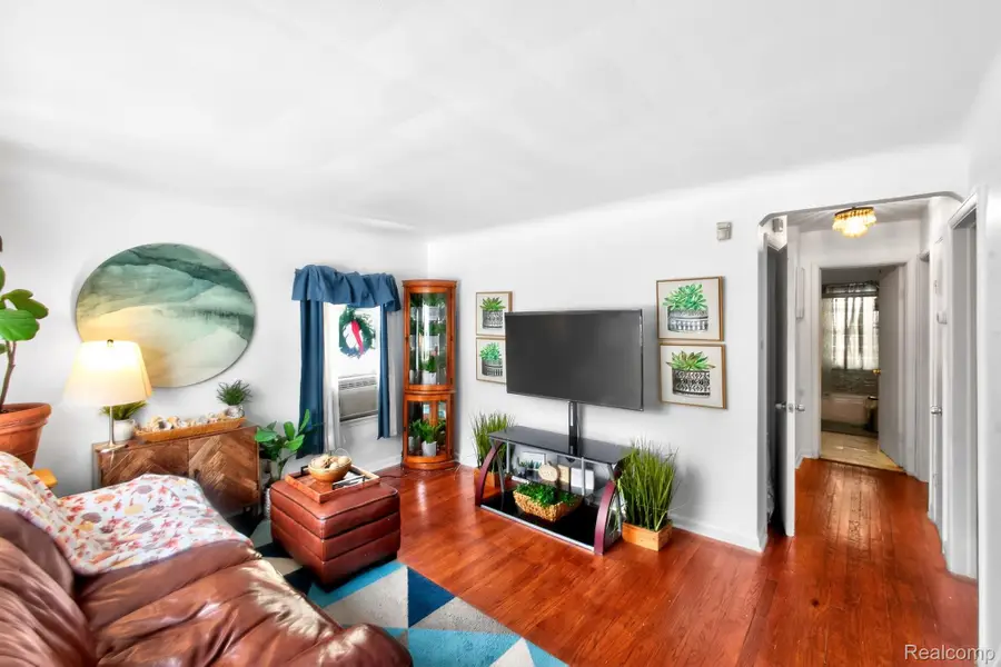 20235 Prairie Street, Detroit, MI 48221 - Image #3