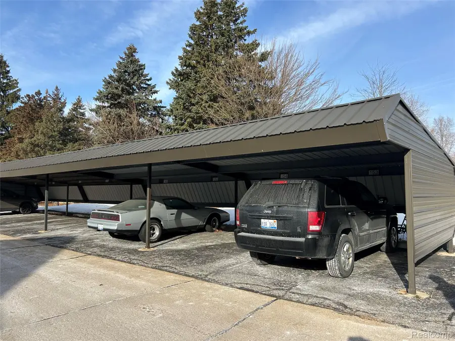 40666 Newport Drive, Plymouth, MI 48170 - Image #2