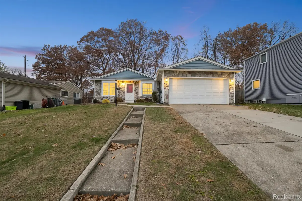 751 Norchester Street, South Lyon, MI 48178 - Image #1