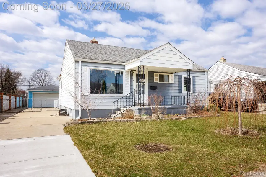 17150 Matthews Street, Riverview, MI 48193 - #2