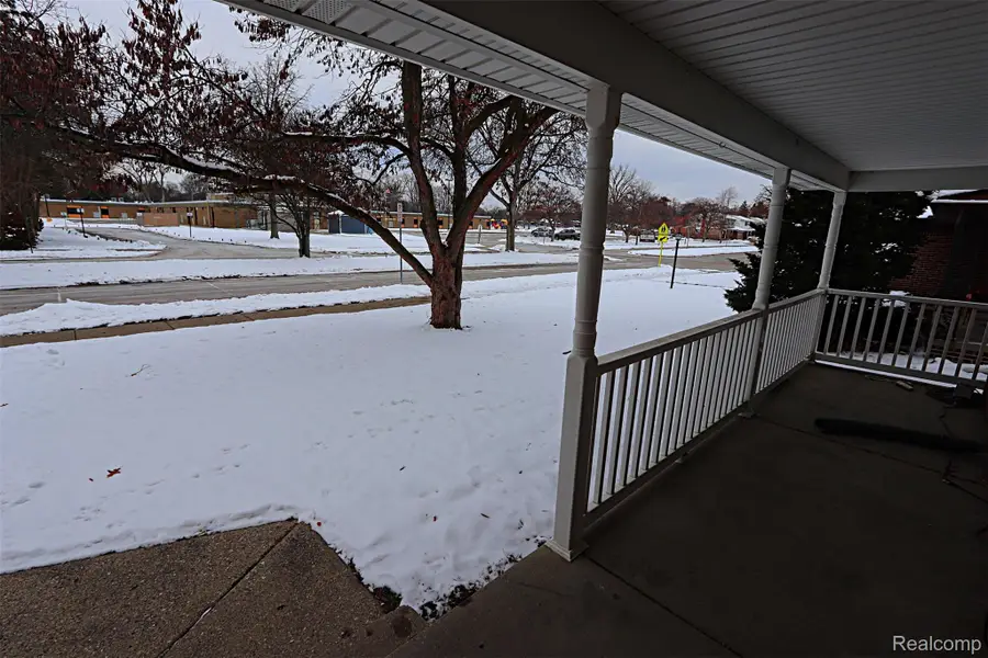 14158 Hubbard Street, Livonia, MI 48154 - Image #3