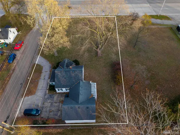 37433 Beechwood Street, Westland, MI 48185