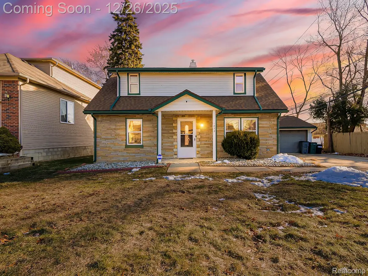 1652 Van Courtland Drive, Troy, MI 48083 - Image #1