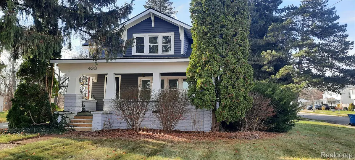433 N Saginaw Street, Holly, MI 48442 - Image #1