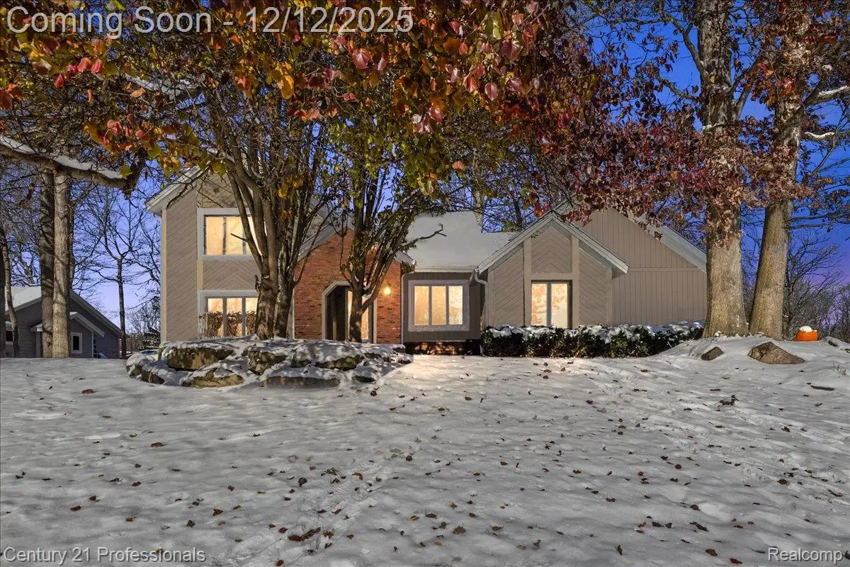 5945 Snow Apple Drive, Clarkston, MI 48346 - Image #1