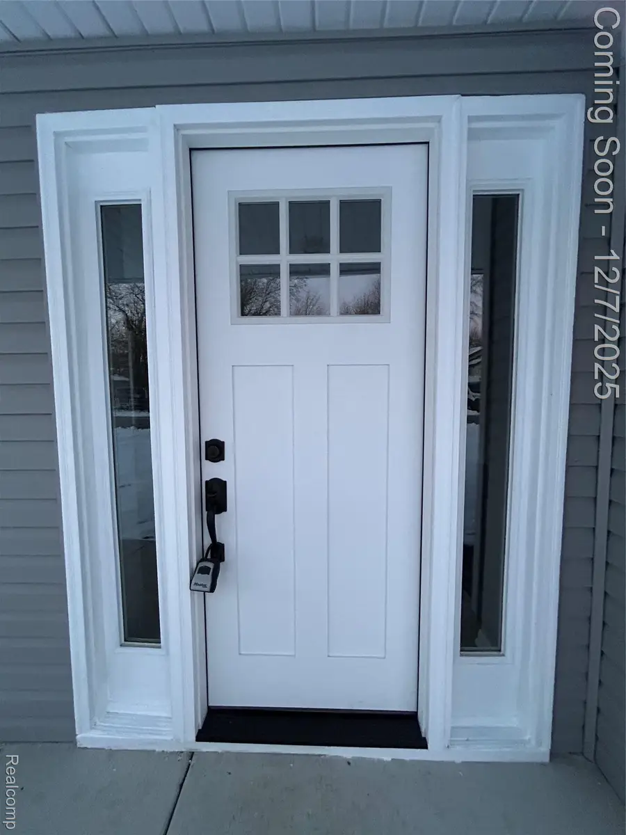 2488 Willow Beach Street, Keego Harbor, MI 48320 - Image #3