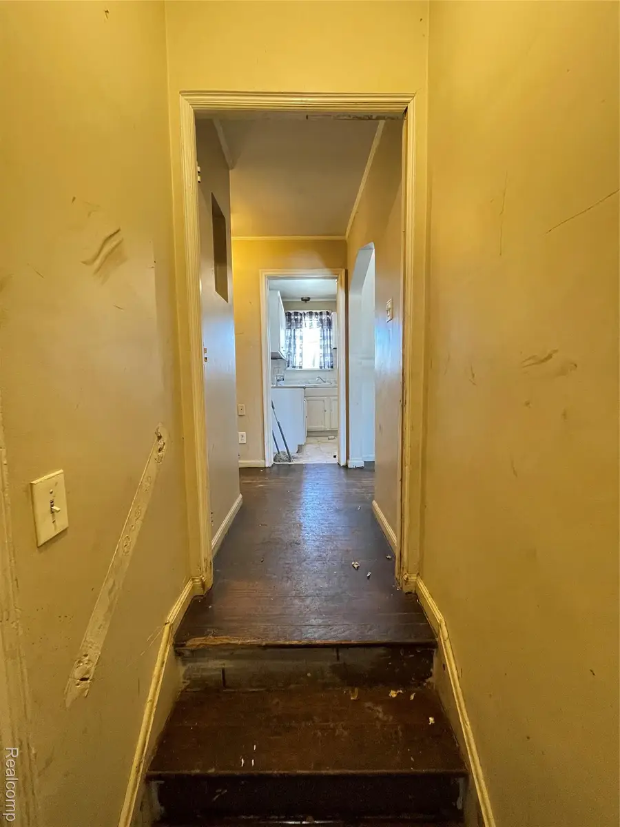 10670 Nottingham Road, Detroit, MI 48224 - Image #3