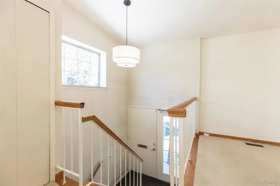 20940 E Glen Haven Circle #46, Northville, MI 48167 - Image #3