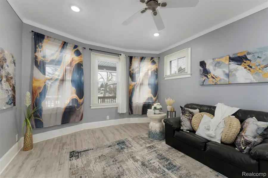 4411 Iroquois Street, Detroit, MI 48214 - Image #3