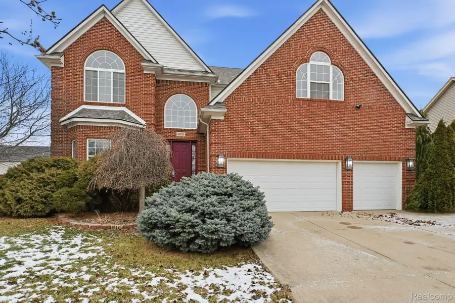 19270 Theresa Boulevard, Rockwood, MI 48173 - Image #2