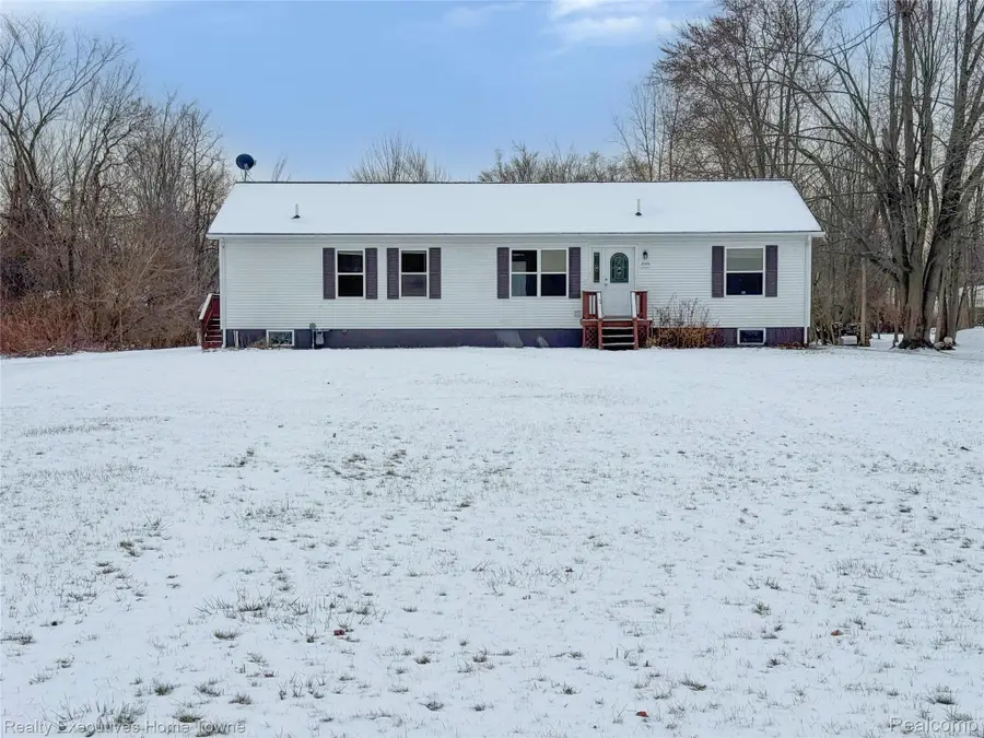 2045 Yeager Street, Port Huron Charter Township, MI 48060 - Image #2