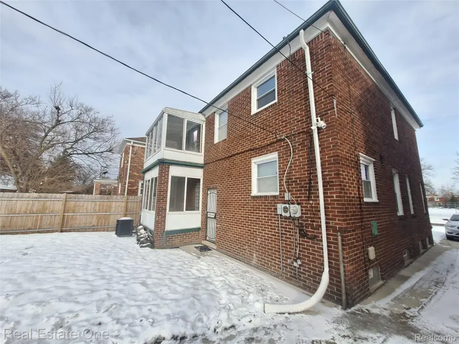 18285 Roselawn Street, Detroit, MI 48221 - Image #3