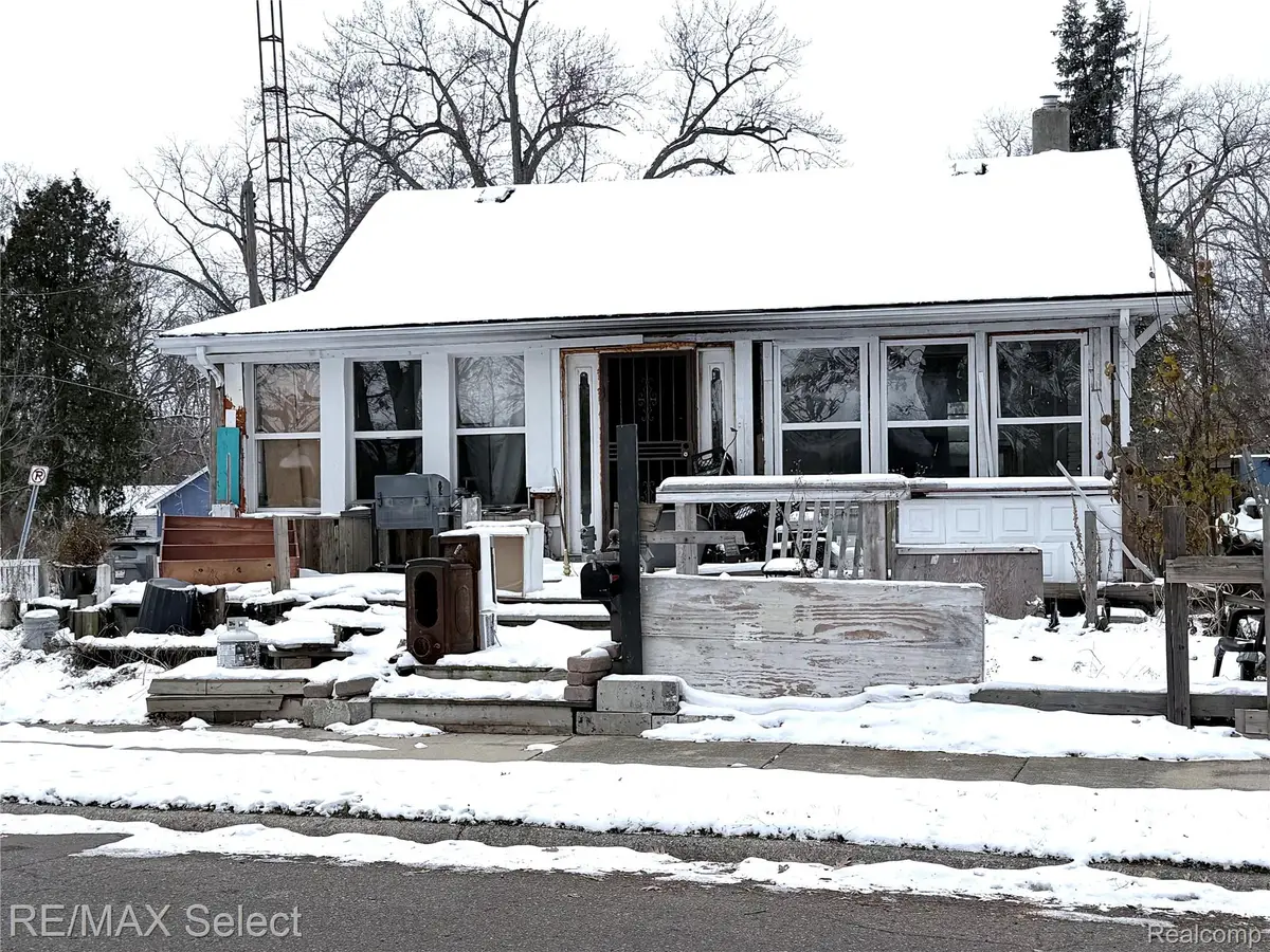 3218 Collingwood Parkway, Flint, MI 48503 - Image #1