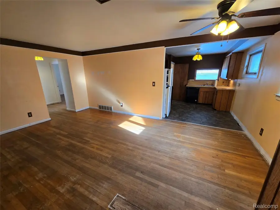 3009 Alper Avenue, Lincoln Park, MI 48146 - Image #2