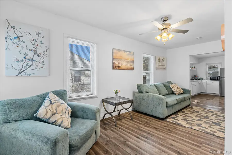 1169 Carman Street, Burton, MI 48529 - Image #3