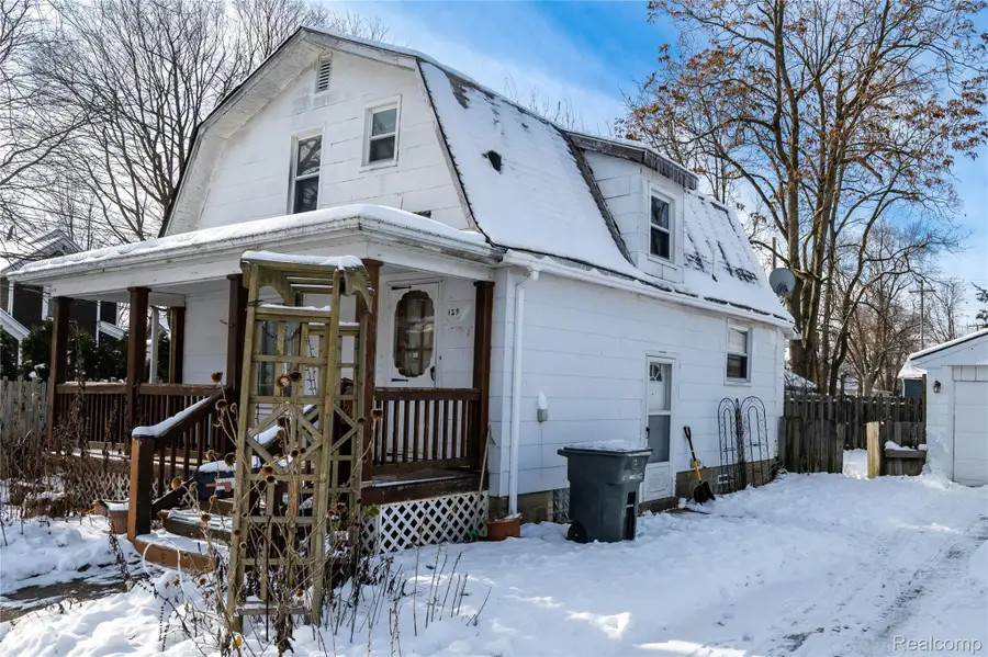 129 N Slater Street, Lake Orion, MI 48362 - Image #3