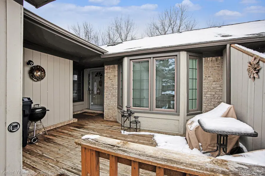 33890 Oakwood Drive, Sterling Heights, MI 48312 - Image #3