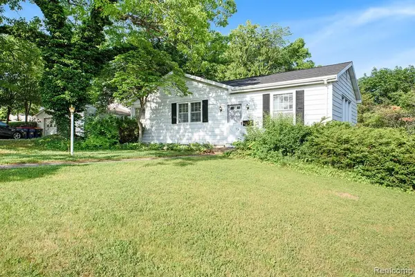 1211 Plymouth Avenue Se, GrandRapids, MI 49506