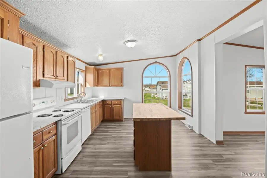 3502 Midsummer Lane, Northville, MI 48167 - Image #2