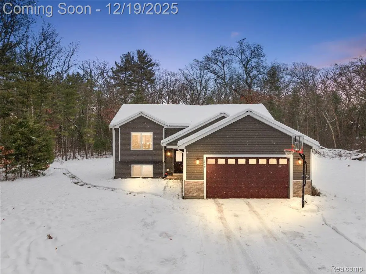 3249 Centennial Oak Drive, Hamilton, MI 49419 - Image #1