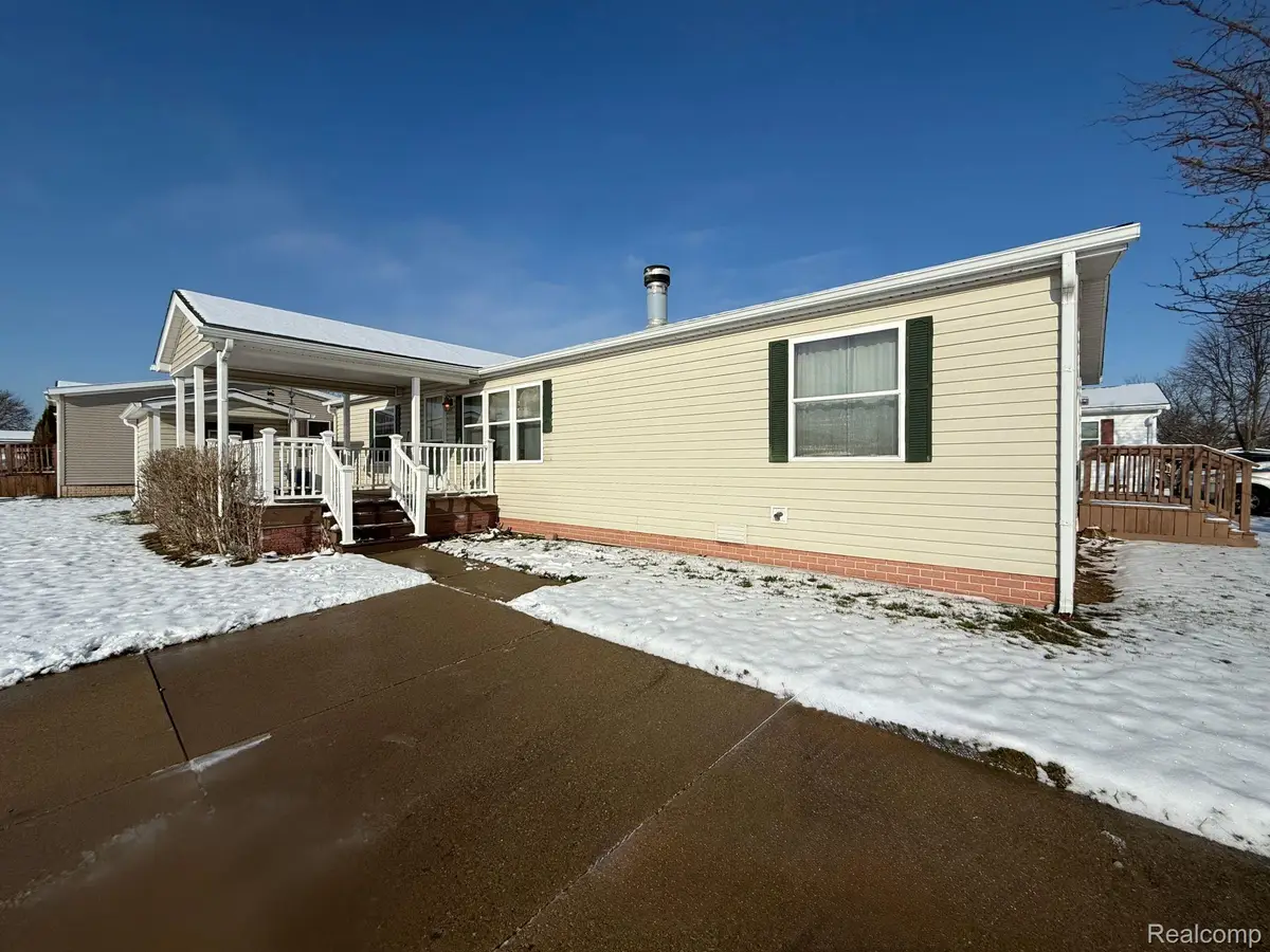 8737 Daniel Drive, Newport, MI 48166 - Image #1