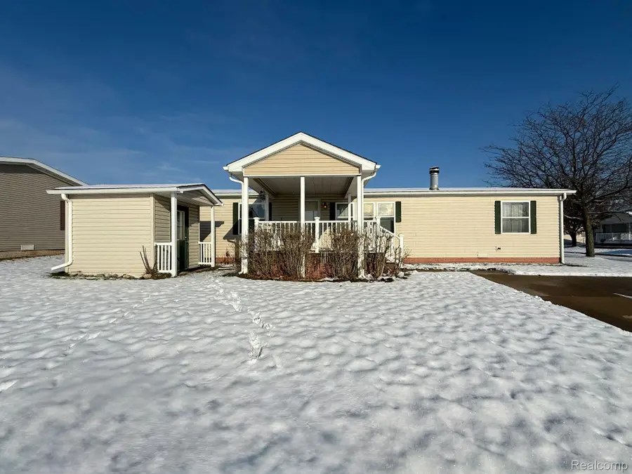 8737 Daniel Drive, Newport, MI 48166 - Image #3
