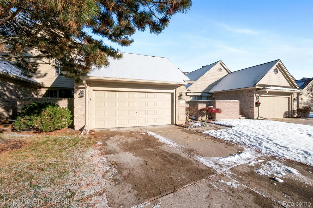 13359 Lillian Lane, Sterling Heights, MI 48313 - Image #1