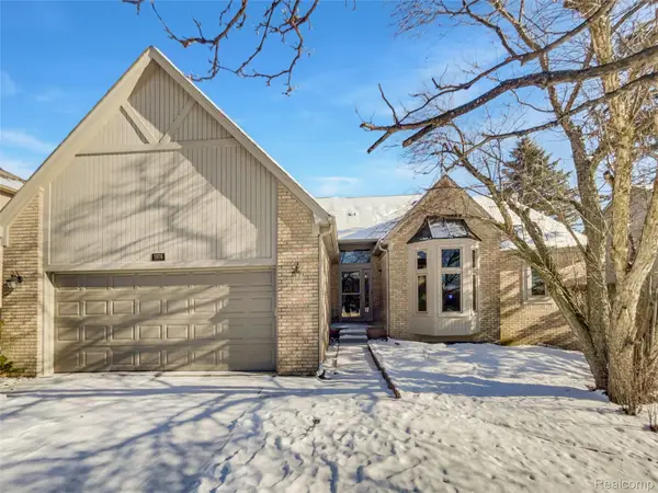 1976 Hutchins Drive, RochesterHills, MI 48309