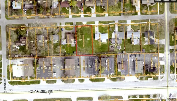 19095 Hilton Drive, Southfield, MI 48075