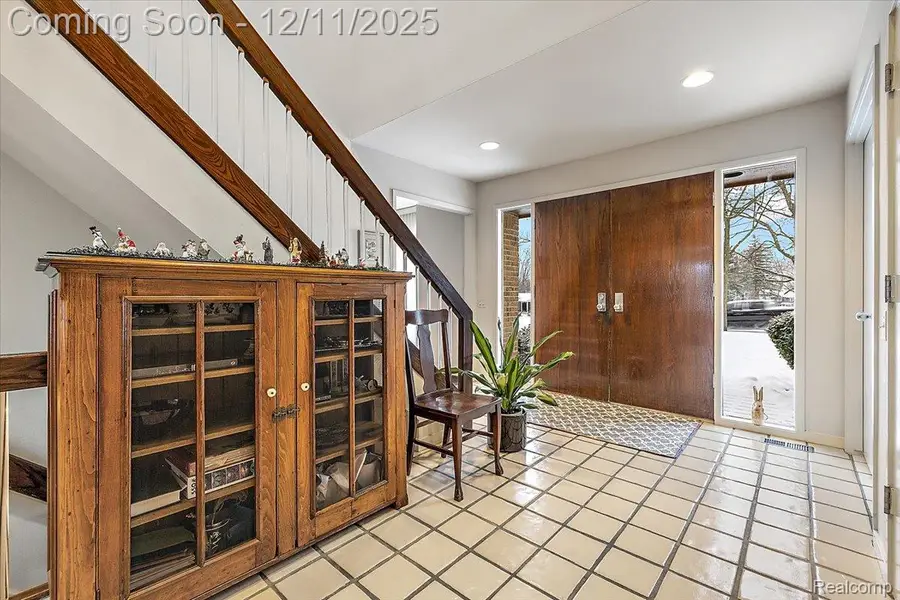 4539 Middleton Court, West Bloomfield, MI 48323 - Image #3