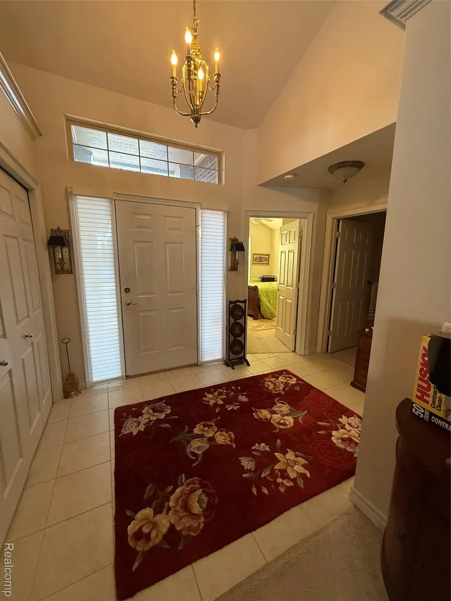 6899 N Central Park #23, Shelby Charter Township, MI 48317 - Image #2