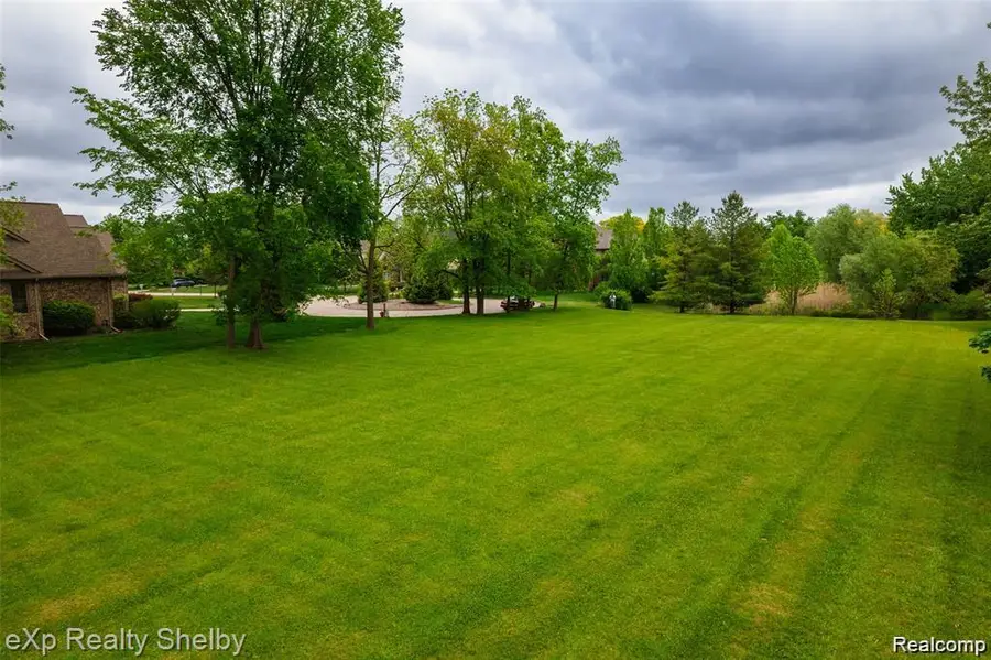 22335 Diamond Court, Farmington Hills, MI 48335 - Image #2