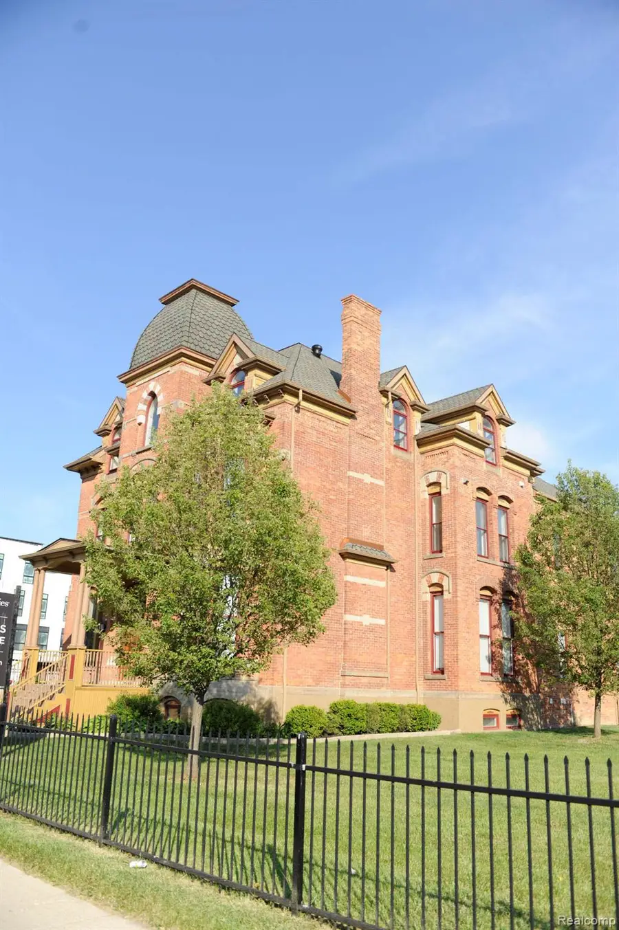 102 Edmund Place #7, Detroit, MI 48201 - Image #2