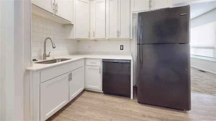 733 Livingston Avenue, Pontiac, MI 48340 - Image #3