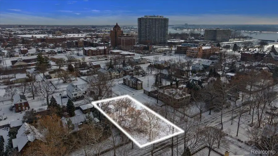 1400 Burns Street, Detroit, MI 48214 - Image #3