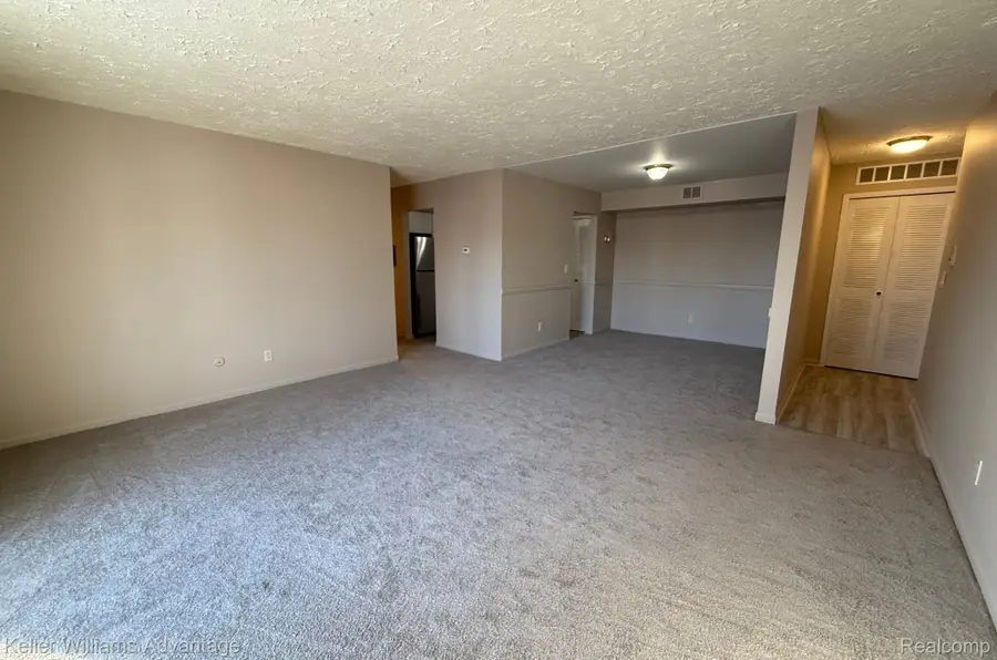 30709 Shiawassee Road #71, Farmington Hills, MI 48336 - Image #2