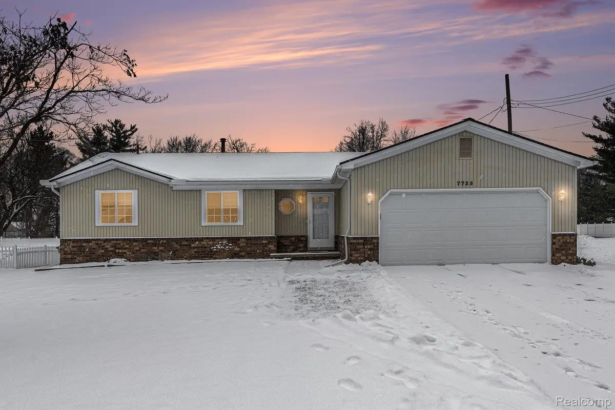7725 Mary Lou Court, Shelby Charter Township, MI 48317 - #1